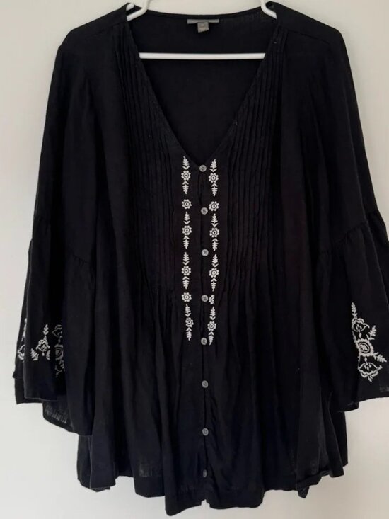 Style & Co. Tops - Style & Co Pintuck Black Blouse White Embroidered Accents Bell Sleeves NWT
